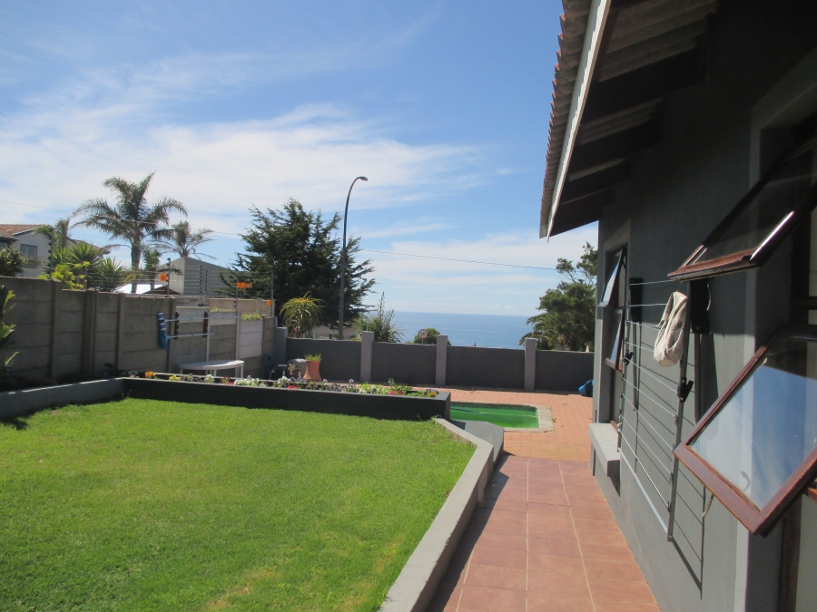 5 Bedroom Property for Sale in Dana Bay Western Cape